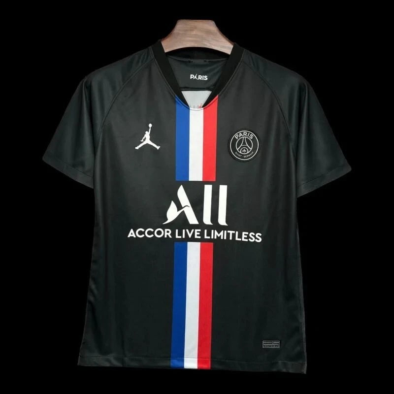 Maillot de football Paris Saint-Germain noir pour homme, logo Jordan, bandes tricolores sur le devant, sponsor "All Accor Live Limitless".