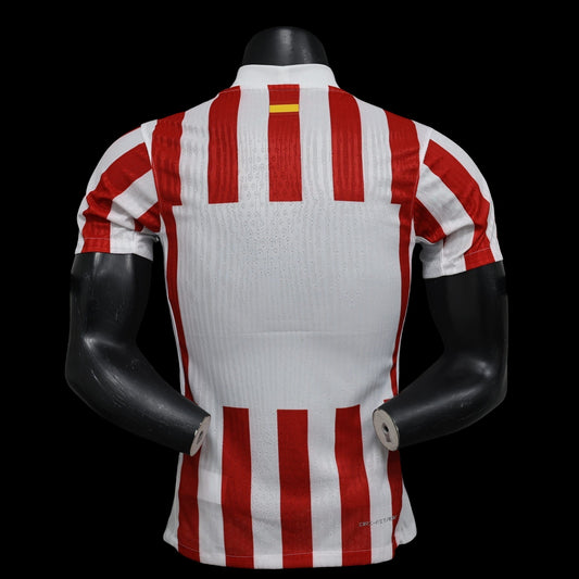 Maillot de football Atletico Madrid rayé rouge et blanc pour homme, matière respirante, coupe confortable.