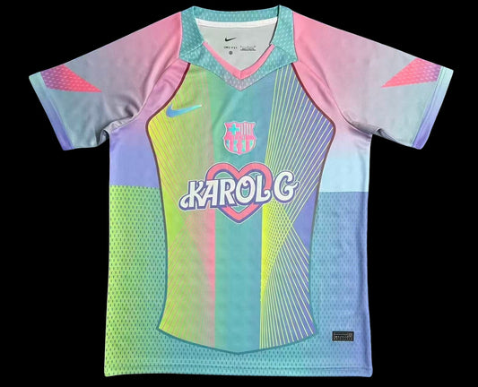 Maillot de football My Store Karol G Bichota pastel dégradé rose et bleu menthe avec logo cœur et sirène. Tissu léger.