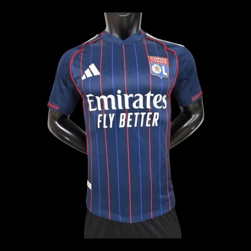 Maillot de football Olympique Lyonnais domicile bleu marine à rayures fines rouges et bleues, logo OL, Adidas et Emirates.