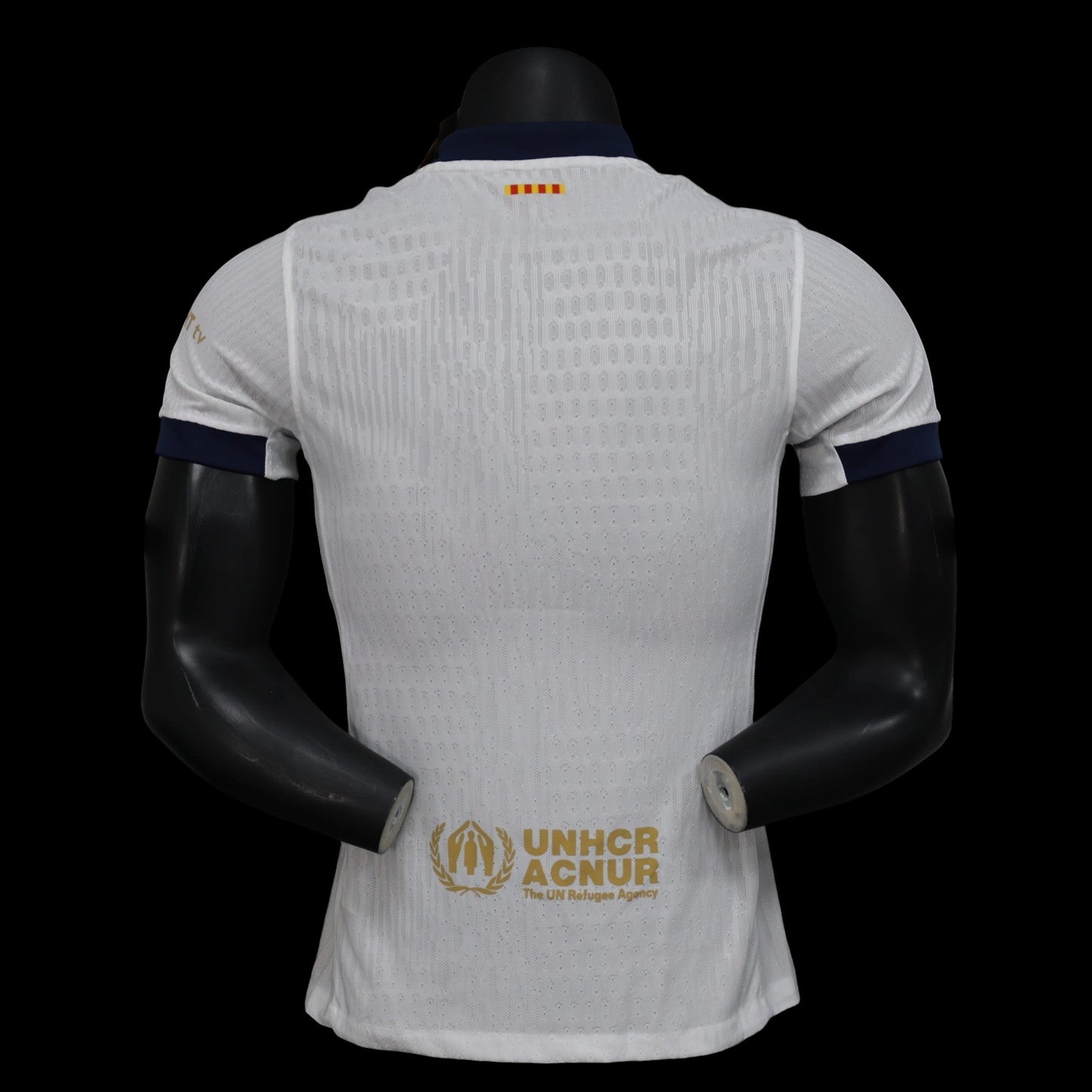 Maillot de football blanc homme My Store, col marine, logo UNHCR au dos, tissu respirant