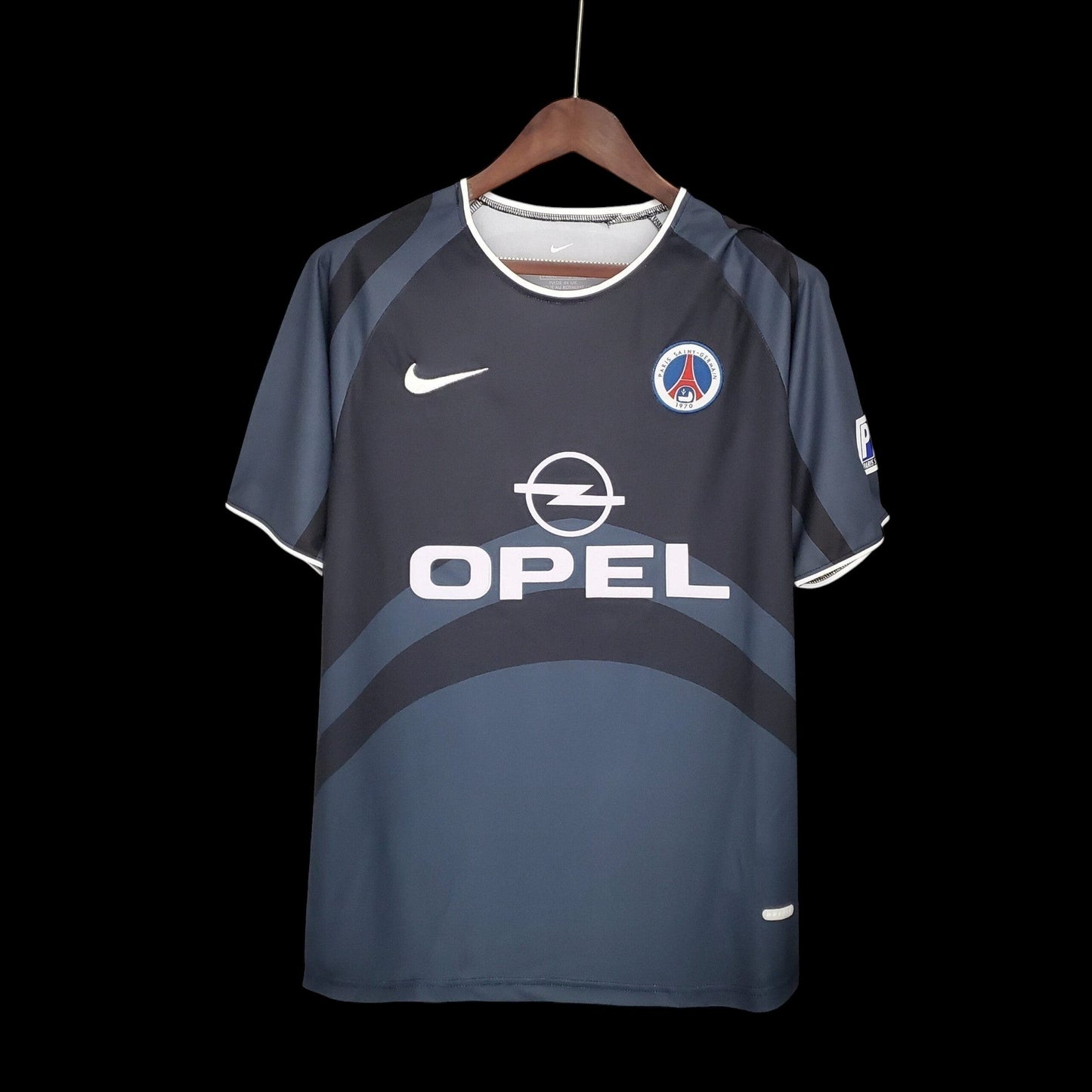 Maillot de football gris anthracite pour homme My Store, avec logo PSG et sponsor Opel, manches courtes, col rond, tissu respirant.